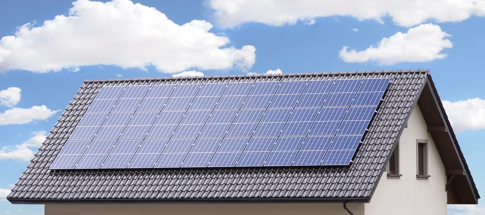 Toiture solaire : Conseils pour améliorer la production énergétique !